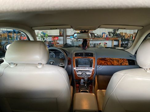 Used 2007 Jaguar XKR R image 10