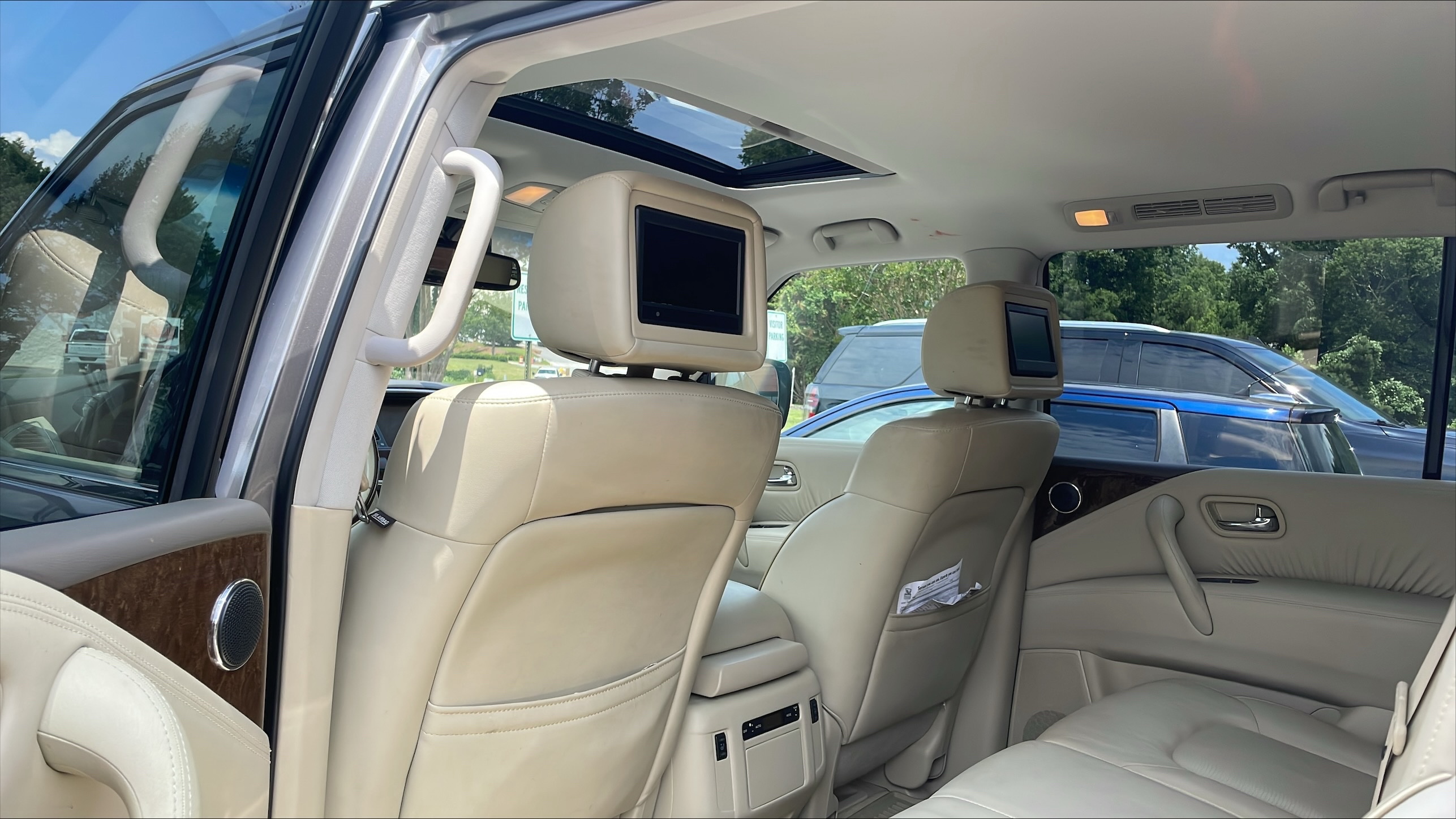 Used 2016 INFINITI QX80 2WD w/ 22" Wheel Package image 14