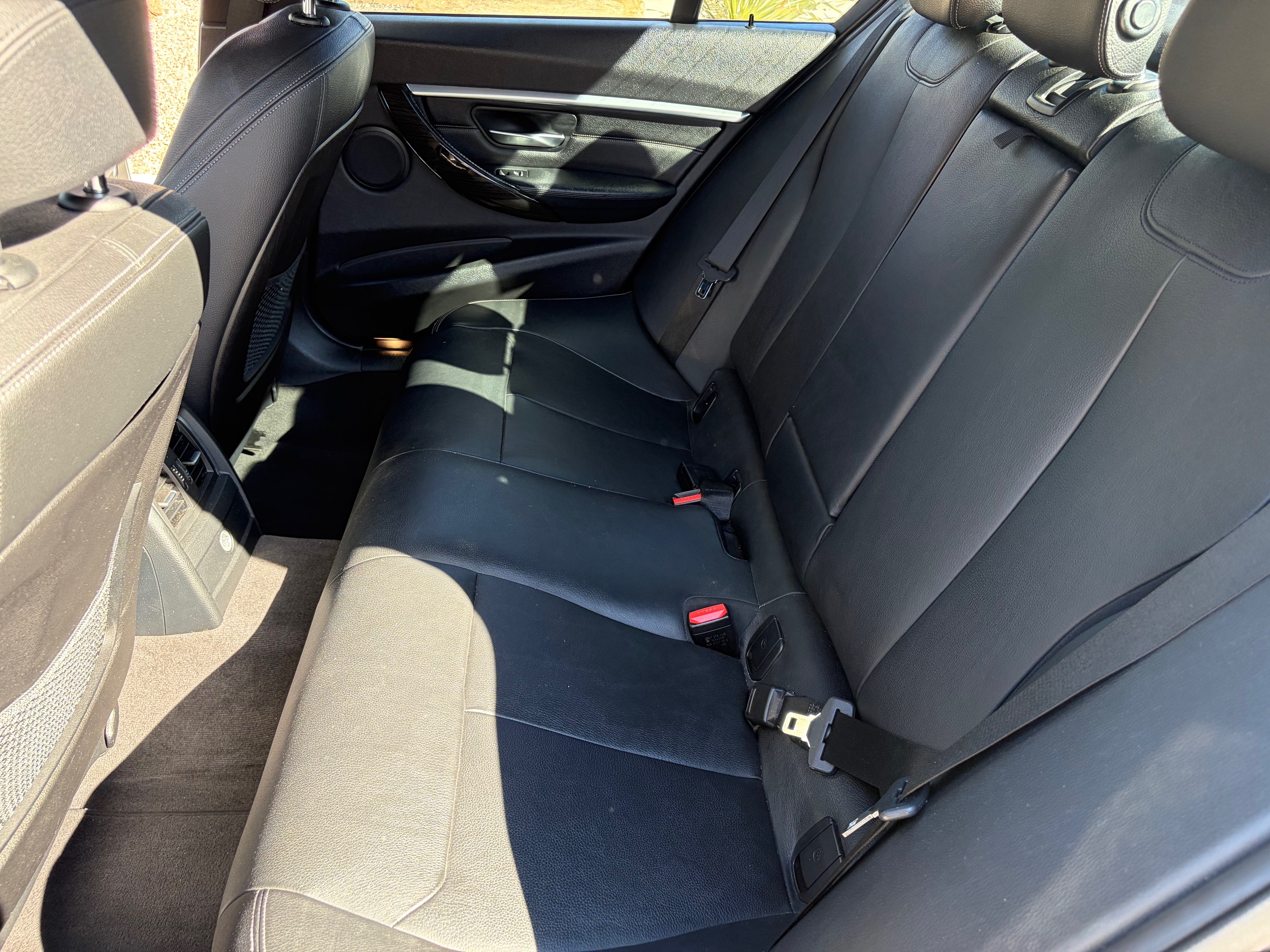 Used 2016 BMW 328i Sedan RWD image 18