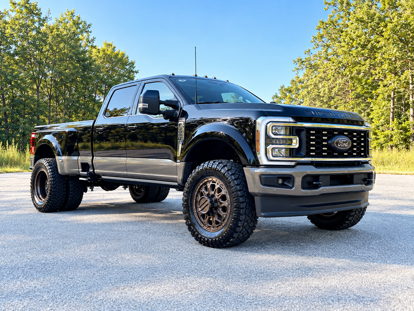 Used 2026 Ford F450 King Ranch w/ FX4 Off-Road Package AWD/4WD image 1