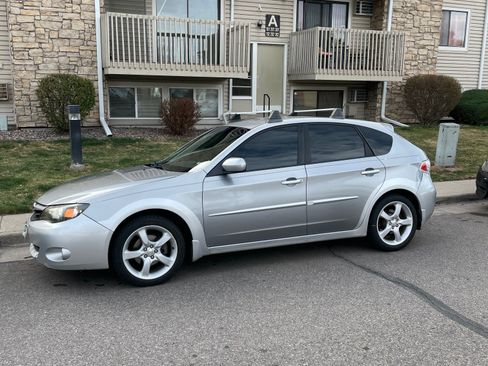 Used 2011 Subaru Impreza Outback Sport image 1