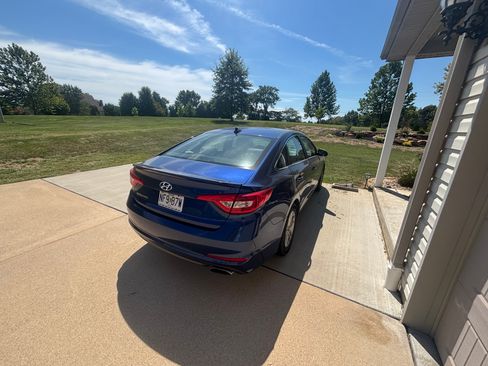 Used 2016 Hyundai Sonata SE FWD image 4