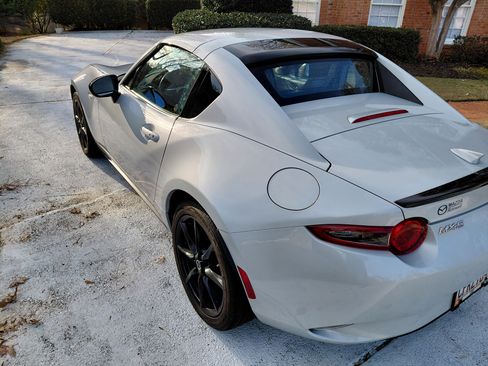 Used 2019 MAZDA MX-5 Miata RF Club w/ I-ACTIVSENSE Sport Package image 10