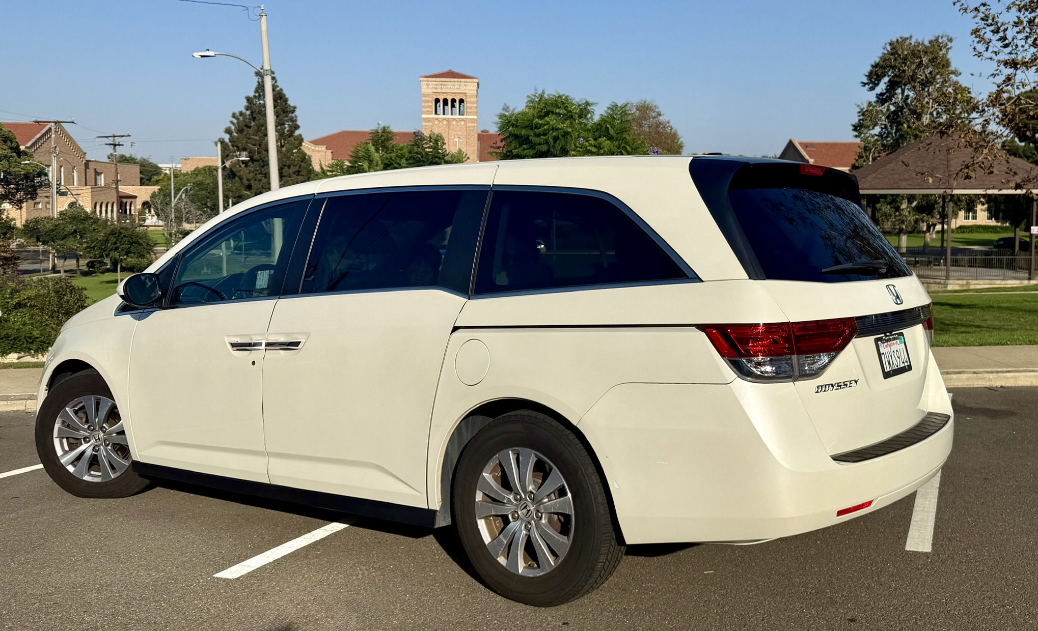 Used 2017 Honda Odyssey EX-L image 8