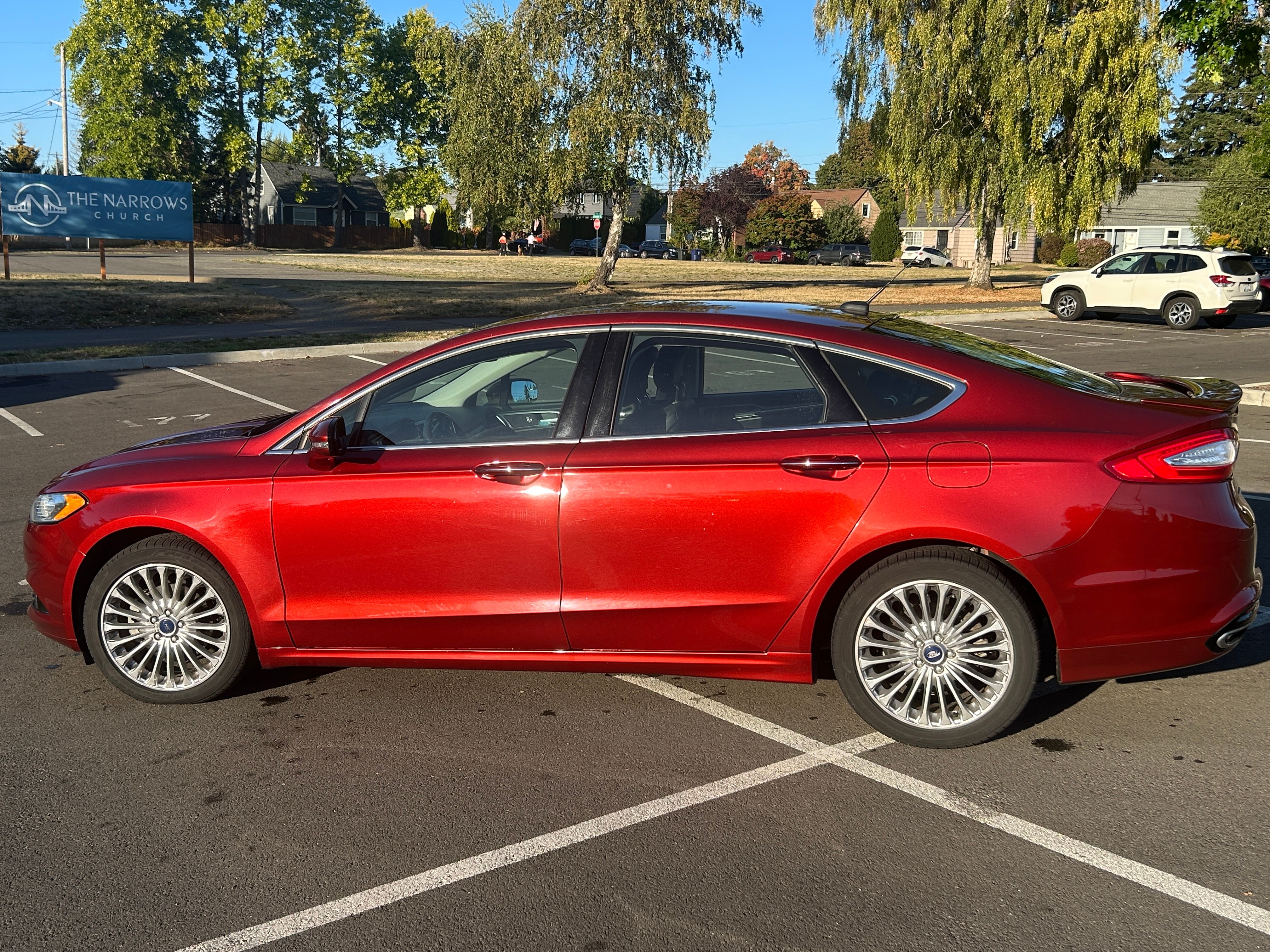 Used 2014 Ford Fusion Titanium FWD image 6