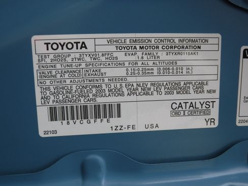 Used 2003 Toyota MR2 RWD image 25