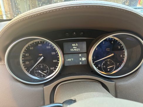 Used 2012 Mercedes-Benz GL 450 4MATIC image 13