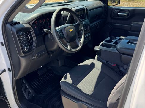 Used 2021 Chevrolet Silverado 1500 W/T w/ WT Value Package AWD/4WD image 22