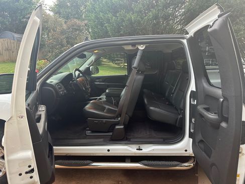 Used 2013 Chevrolet Silverado 1500 LTZ w/ LTZ Plus Package image 15