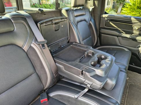 Used 2022 RAM 1500 Laramie image 31