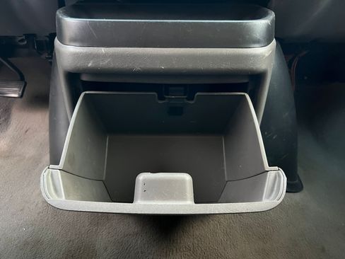 Used 2006 Chevrolet Express 3500 Extended Passenger w/ LT Preferred Equipment Group image 13