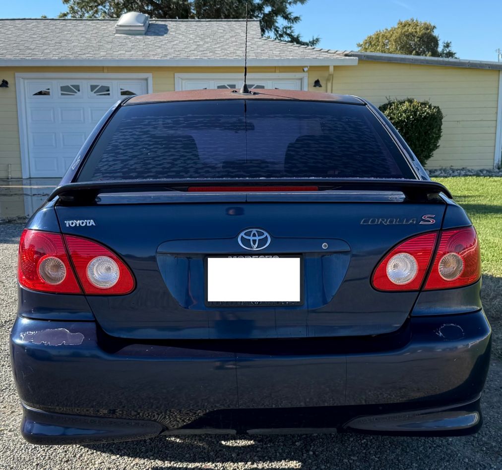Used 2005 Toyota Corolla S FWD image 4