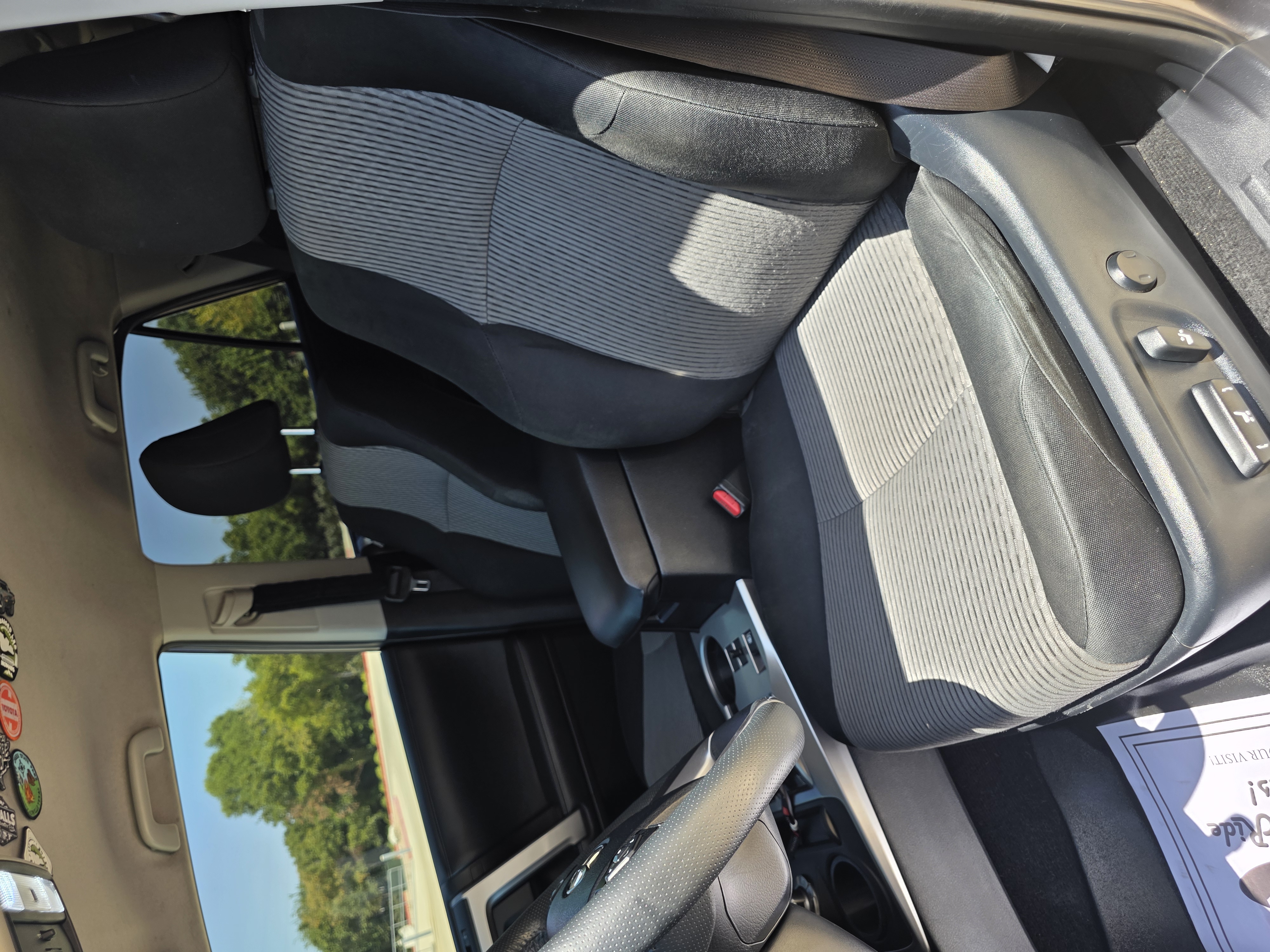 Used 2019 Toyota 4Runner SR5 AWD/4WD image 23