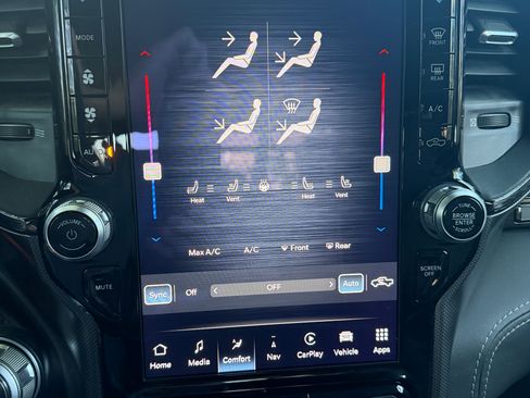 Used 2022 RAM 1500 Limited AWD/4WD image 17