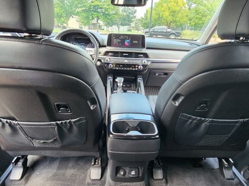 Used 2022 Kia Telluride SX w/ SX Prestige Package image 20