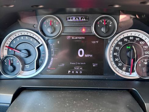 Used 2016 RAM 1500 Laramie RWD image 6