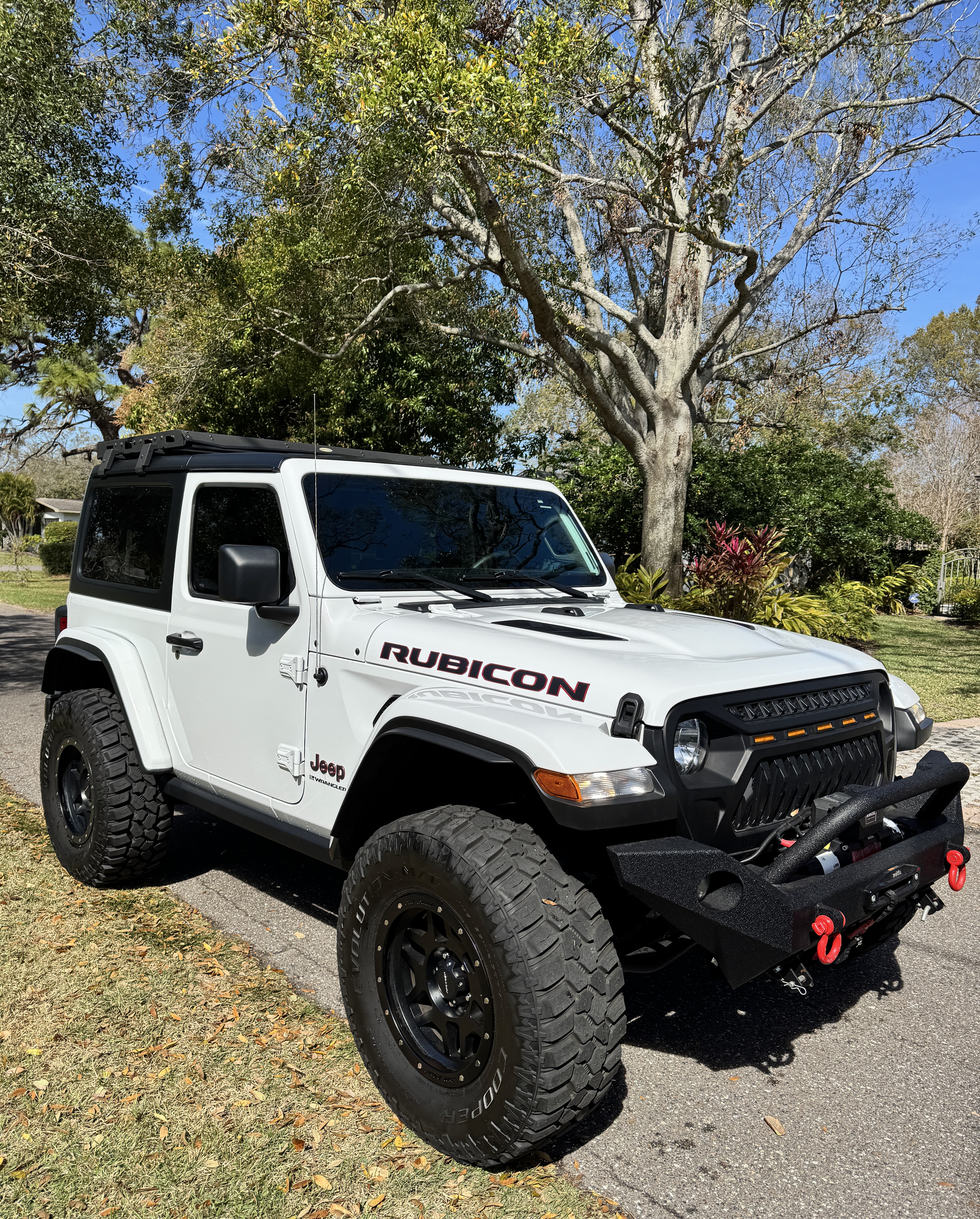 Used 2023 Jeep Wrangler Rubicon w/ Cold Weather Group AWD/4WD image 1