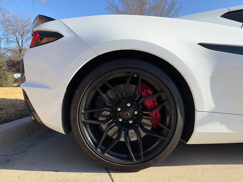 Used 2024 Chevrolet Corvette Z06 w/ Battery Protection Package image 11