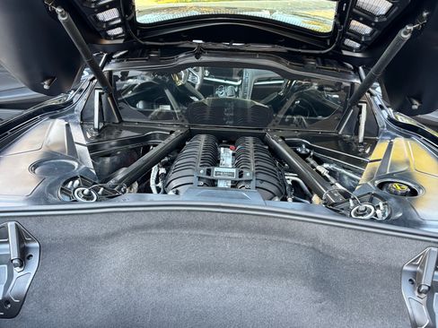 Used 2024 Chevrolet Corvette Z06 image 13