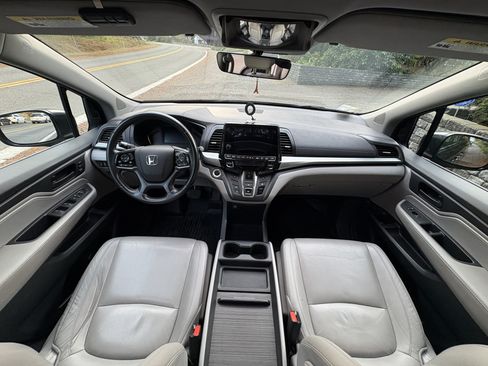 Used 2018 Honda Odyssey EX-L image 6