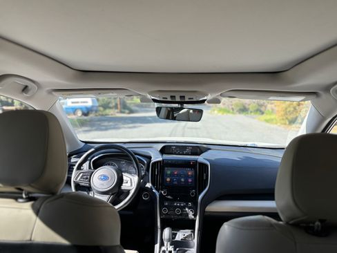 Used 2019 Subaru Ascent Limited image 9
