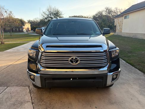 Used 2014 Toyota Tundra SR5 image 1