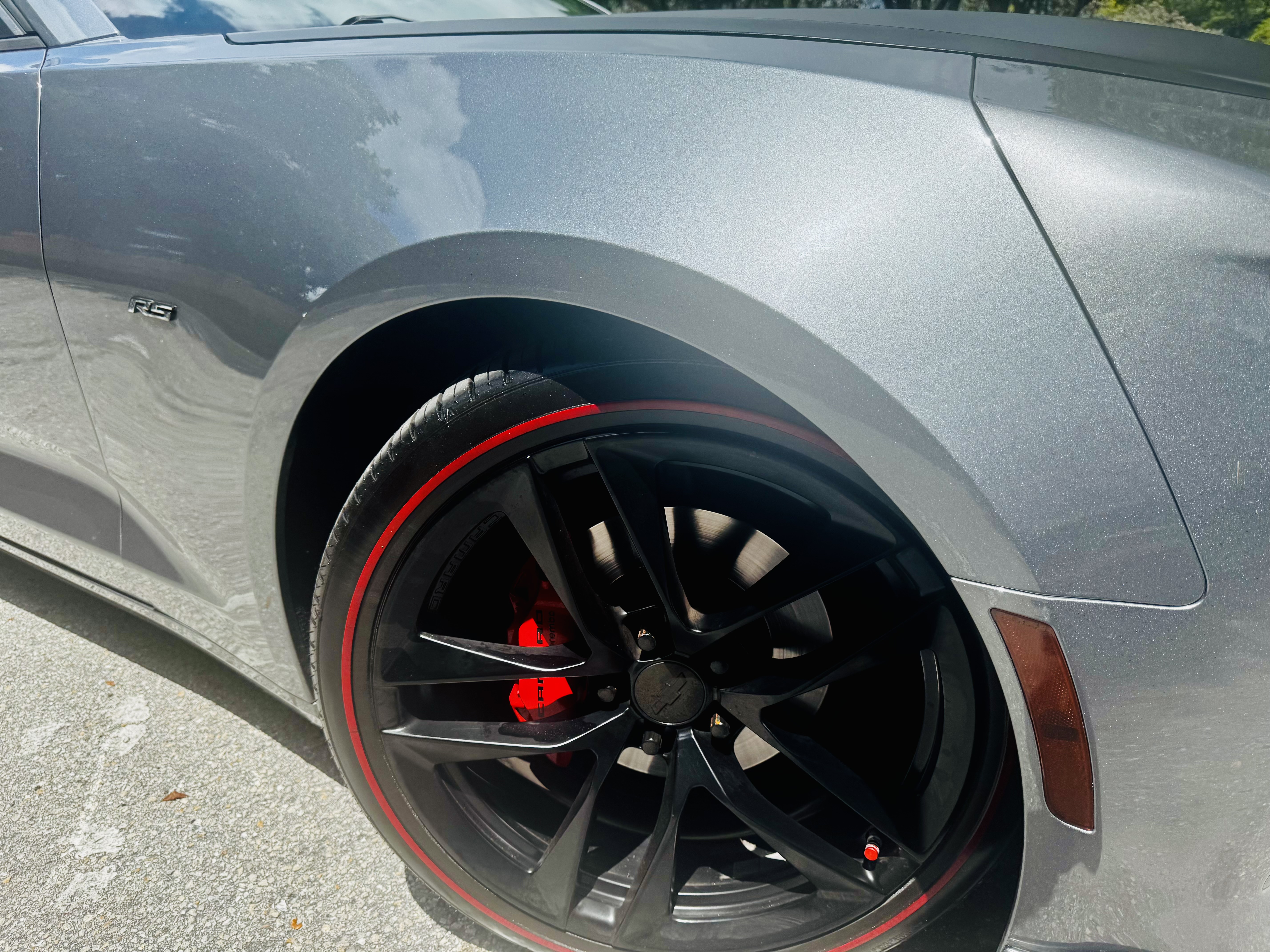 Used 2019 Chevrolet Camaro LT w/ 1LE Track Performance Package RWD image 2