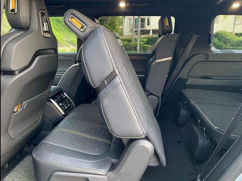 Used 2026 Rivian R1S Adventure image 22