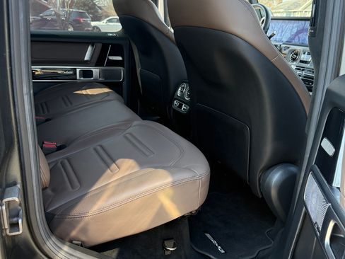 Used 2021 Mercedes-Benz G 550 image 12