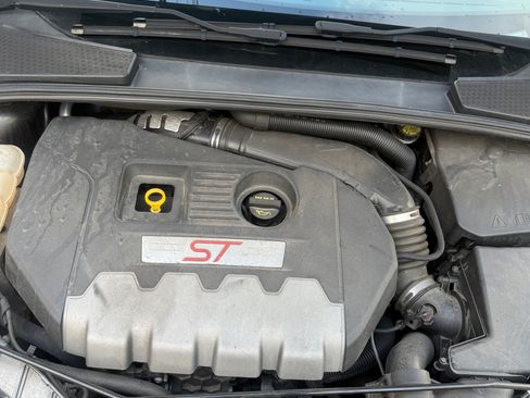 Used 2017 Ford Focus ST FWD image 12