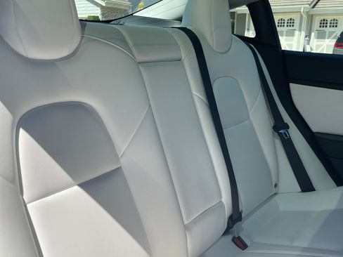 Used 2019 Tesla Model 3 RWD image 21