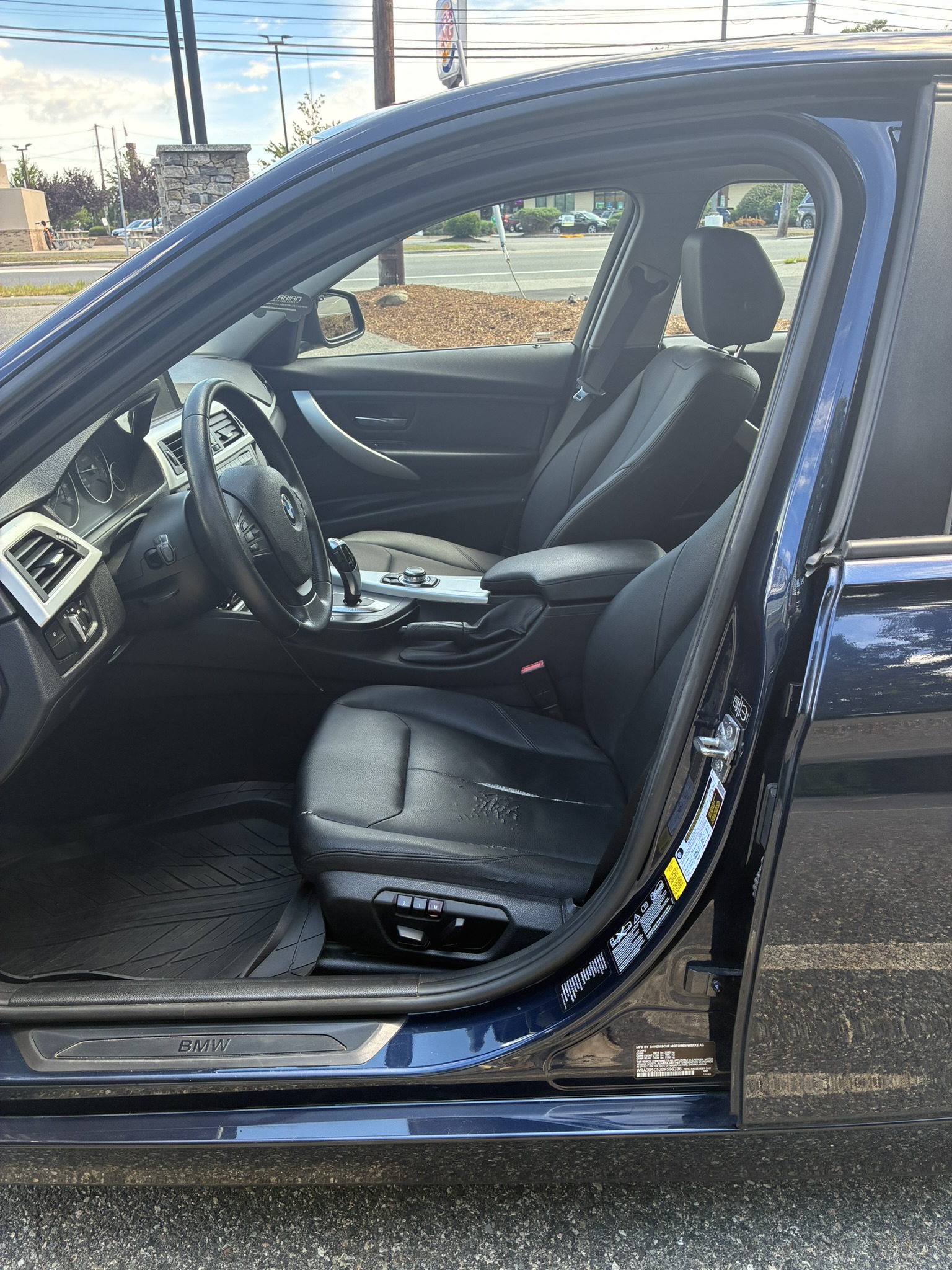 Used 2013 BMW 328i xDrive Sedan AWD/4WD image 15