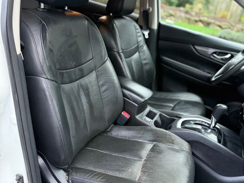 Used 2015 Nissan Rogue SL w/ SL Premium Package image 16