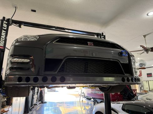 Used 2014 Nissan GT-R Black Edition image 28