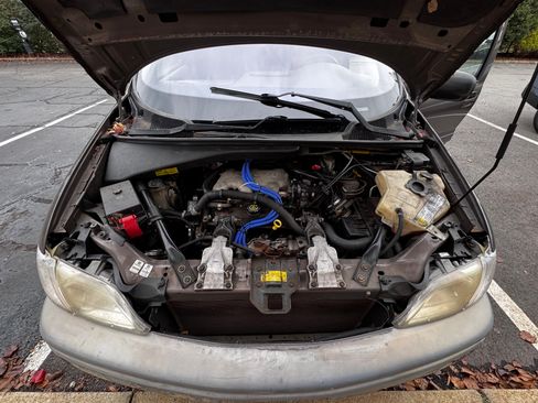 Used 2001 Oldsmobile Silhouette Premiere w/ Gold Pkg image 13