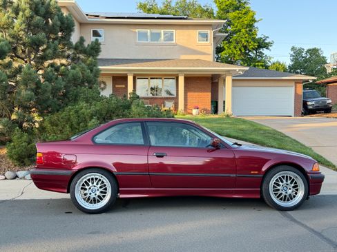 Used 1997 BMW 328iS Coupe RWD image 6