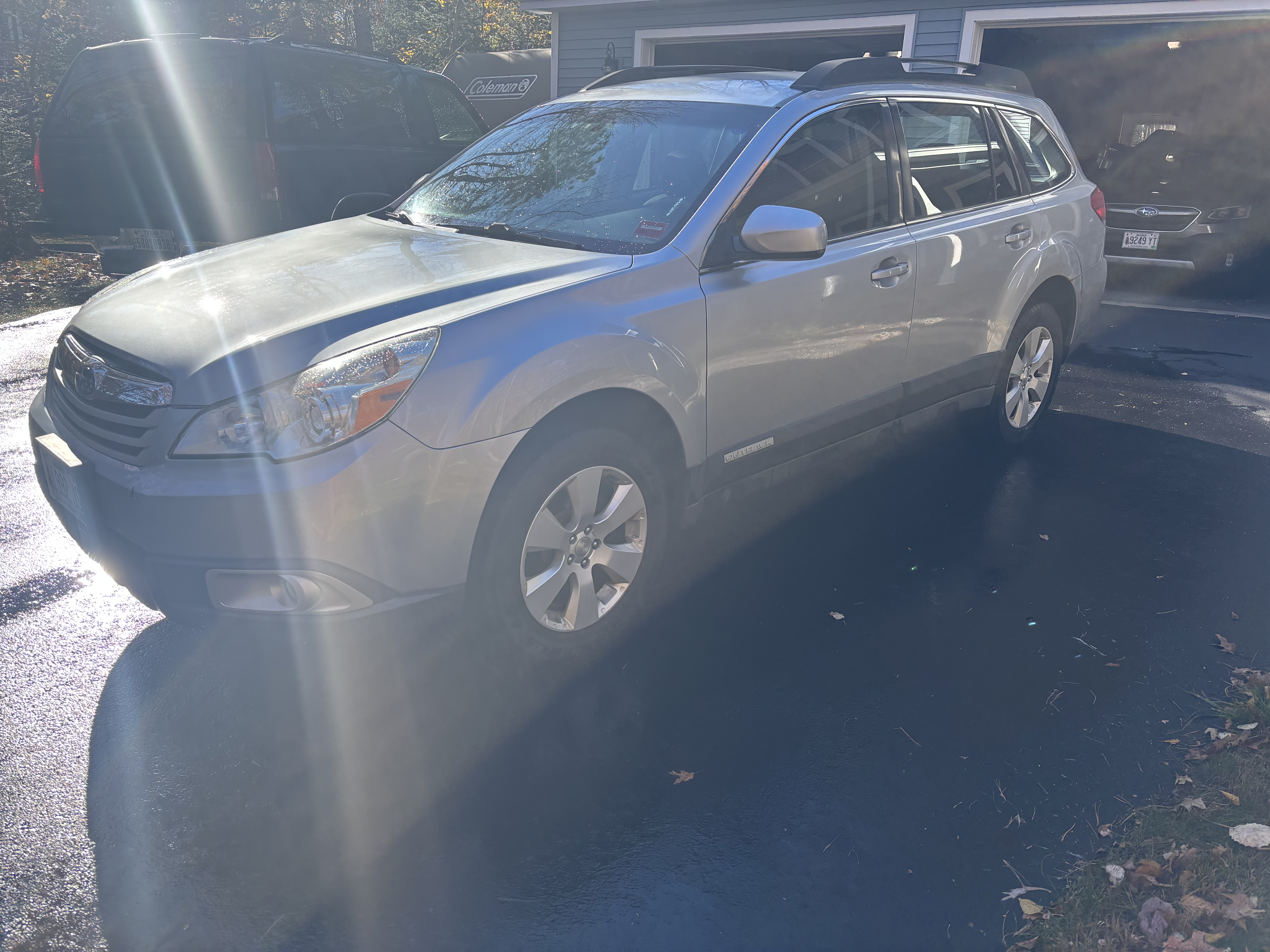 Used 2012 Subaru Outback 2.5i w/ Alloy Wheel Pkg AWD/4WD image 4