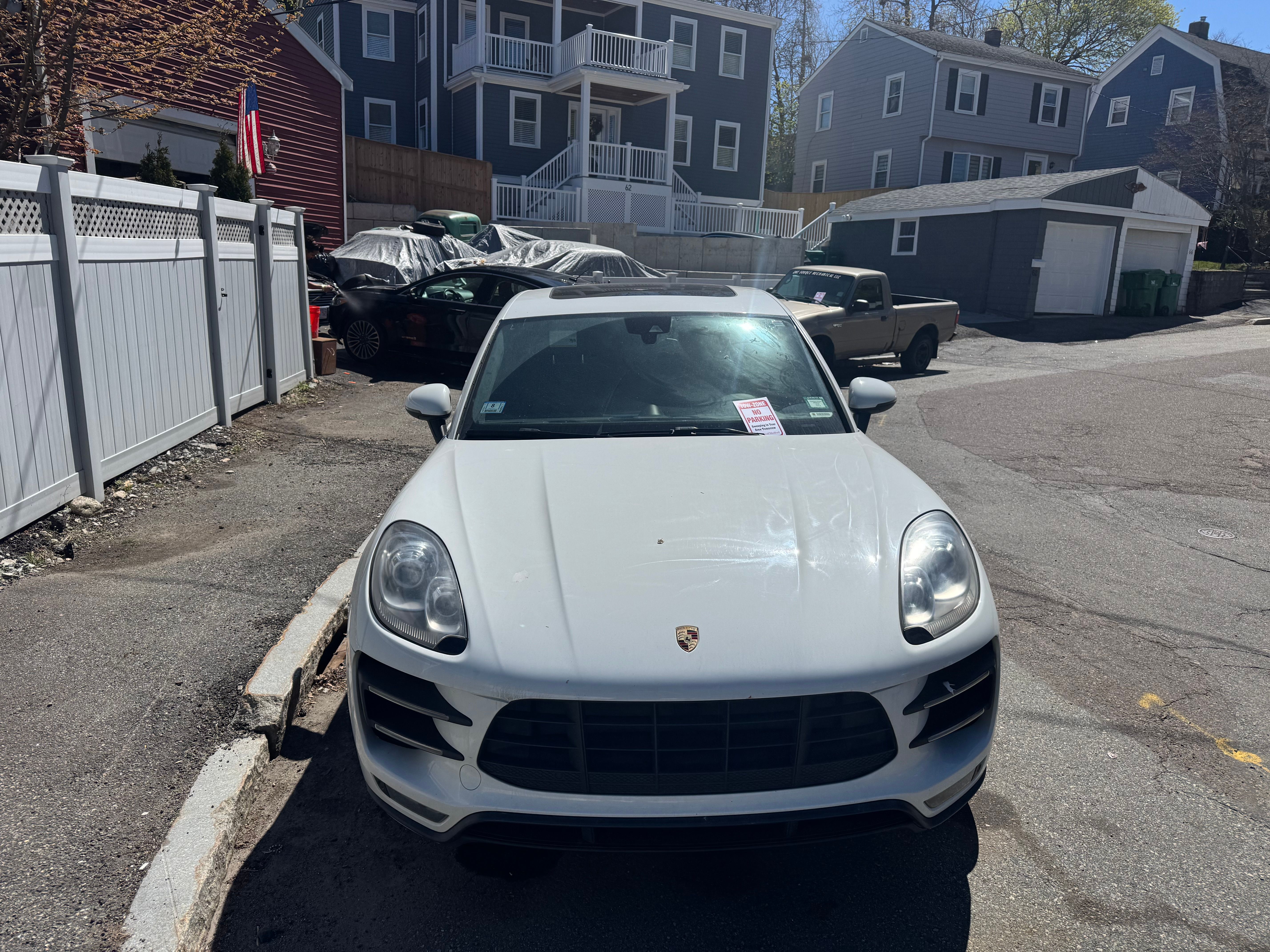 Used 2016 Porsche Macan Turbo AWD/4WD image 9