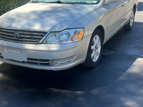 Used 2003 Toyota Avalon XL image 1