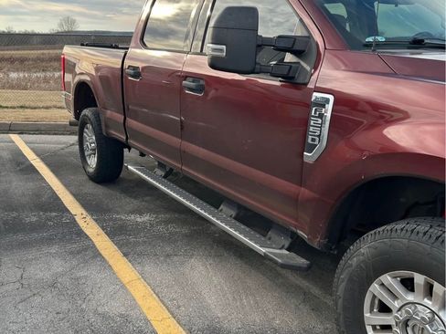 Used 2017 Ford F250 XLT w/ XLT Value Package image 4