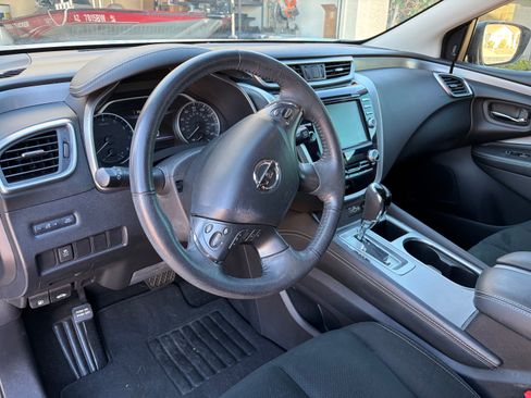 Used 2019 Nissan Murano SV image 8