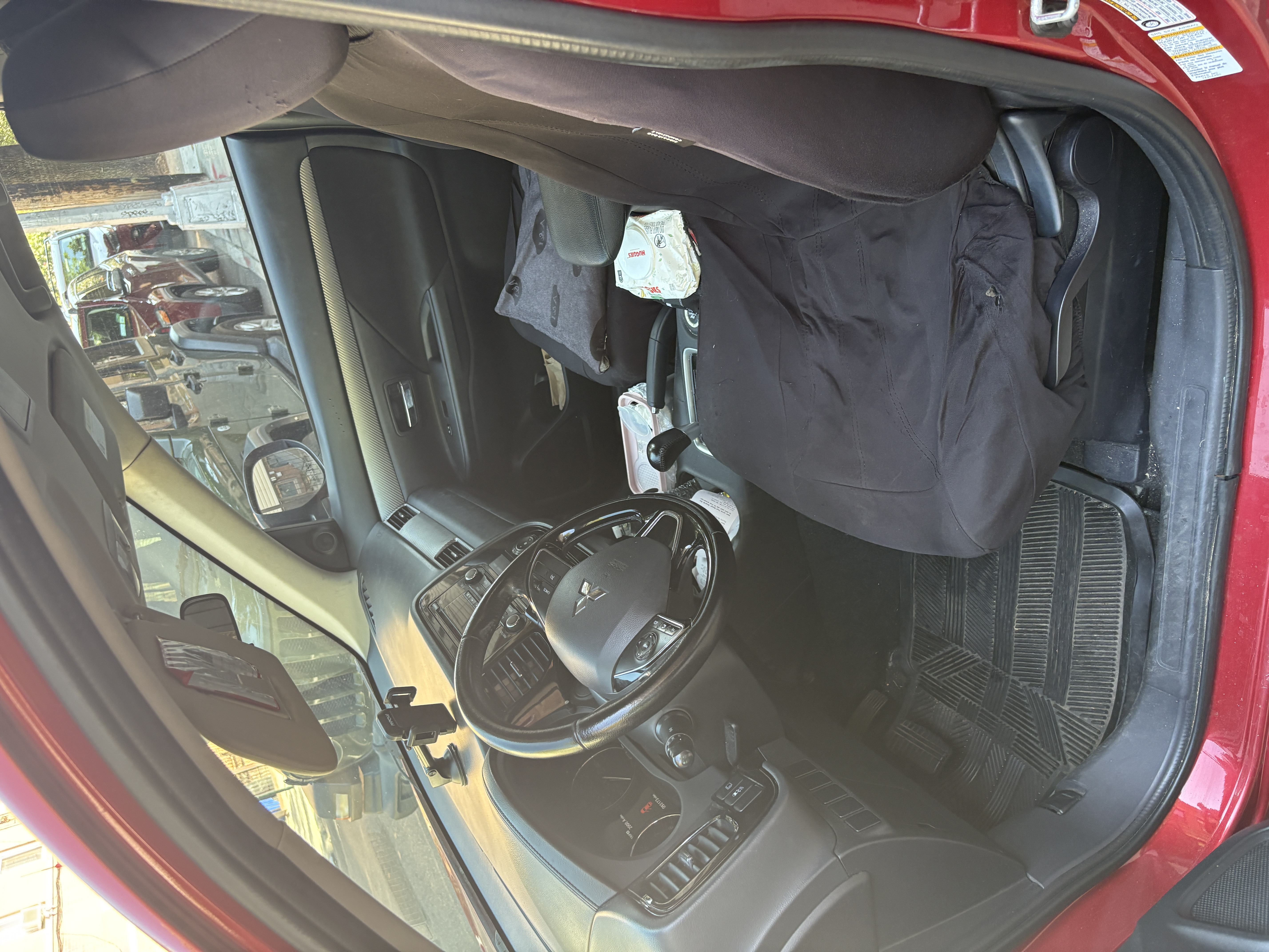 Used 2016 Mitsubishi Outlander ES AWD/4WD image 4