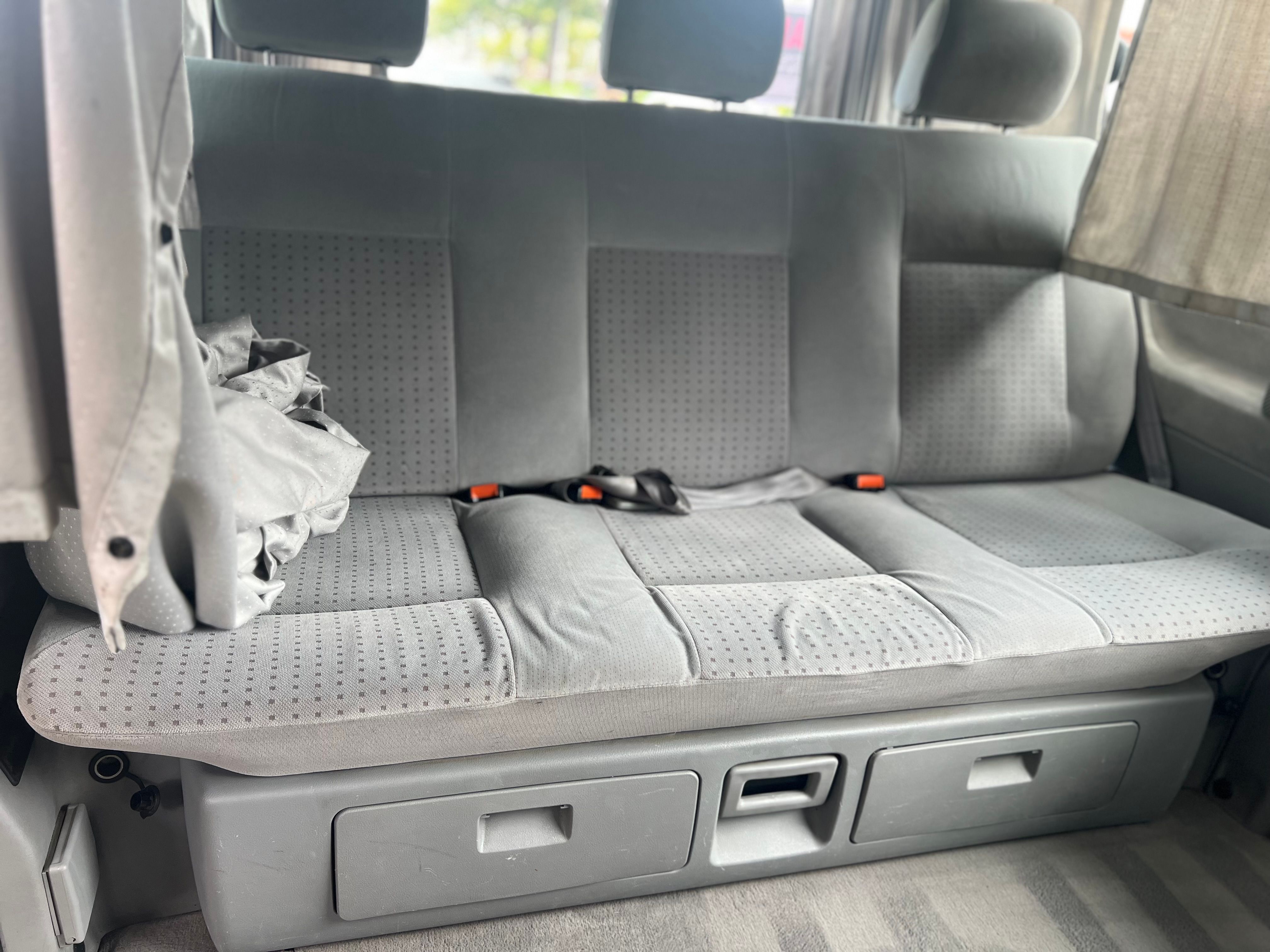 Used 2001 Volkswagen Eurovan FWD image 9
