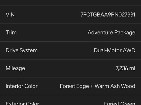 Used 2023 Rivian R1T Adventure image 31