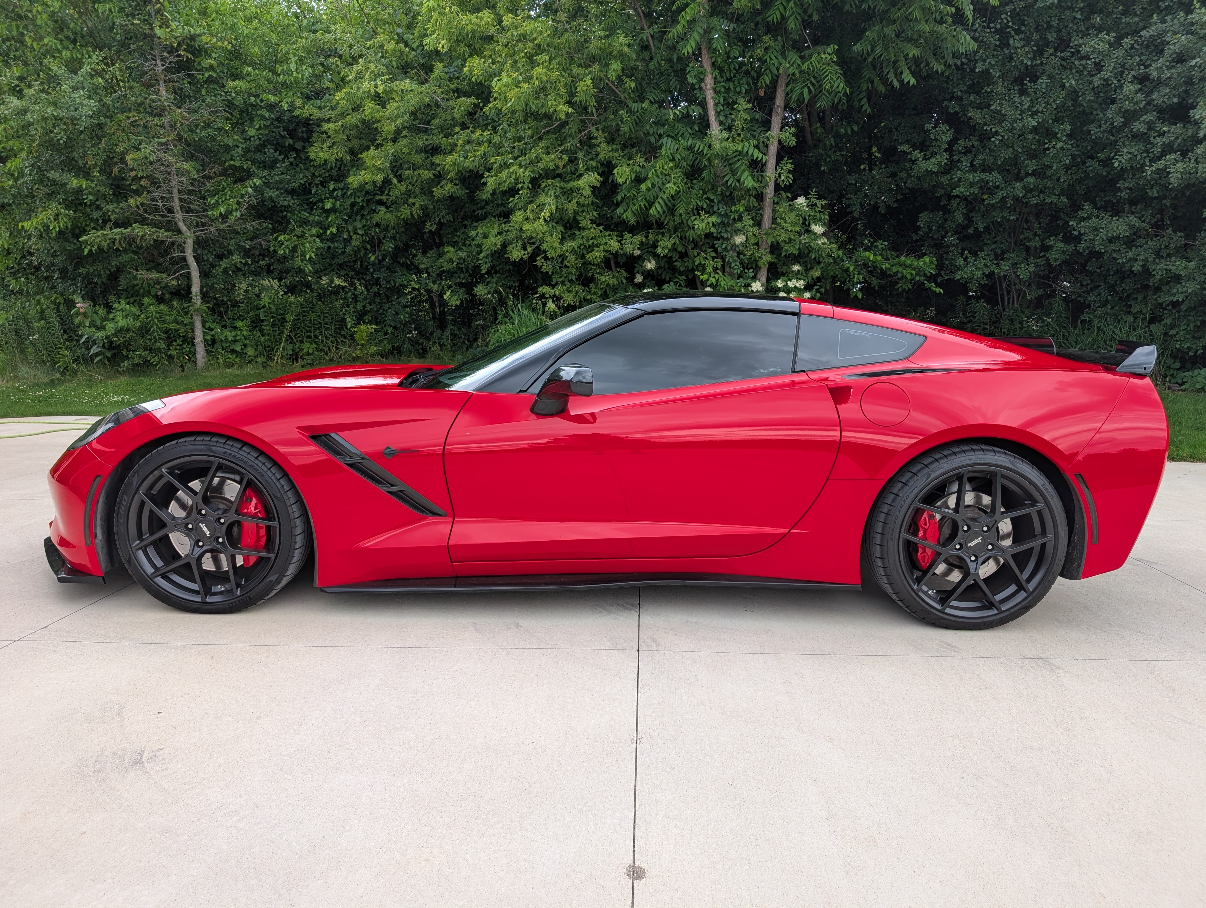 Used 2014 Chevrolet Corvette Stingray Coupe w/ 2LT Preferred Equipment Group RWD image 8