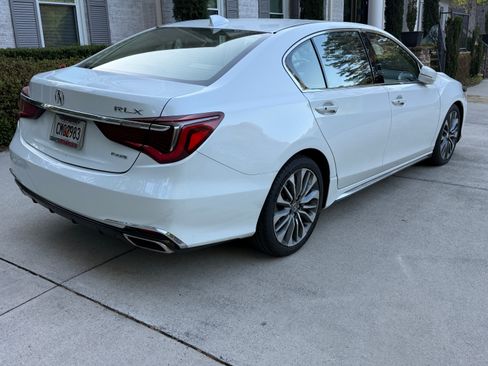 Used 2019 Acura RLX w/ Technology Package image 2