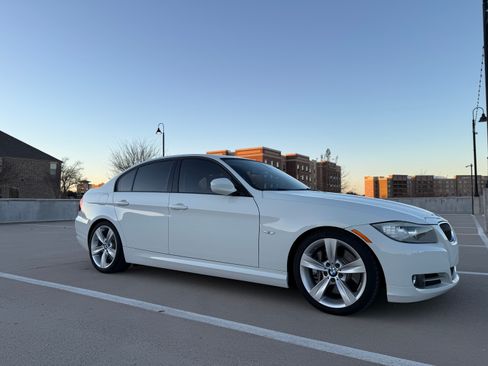 Used 2011 BMW 335i Sedan image 14