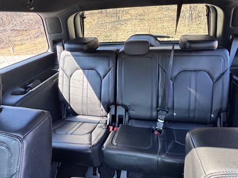 Used 2020 Ford Expedition Limited w/ Special Edition Package image 17