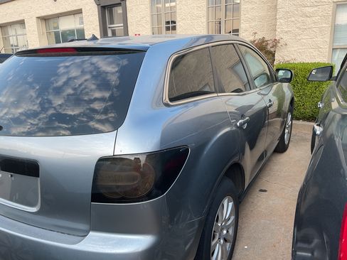 Used 2011 MAZDA CX-7 i SV FWD image 4