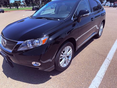 Used 2012 Lexus RX 450h FWD w/ Premium Pkg image 4